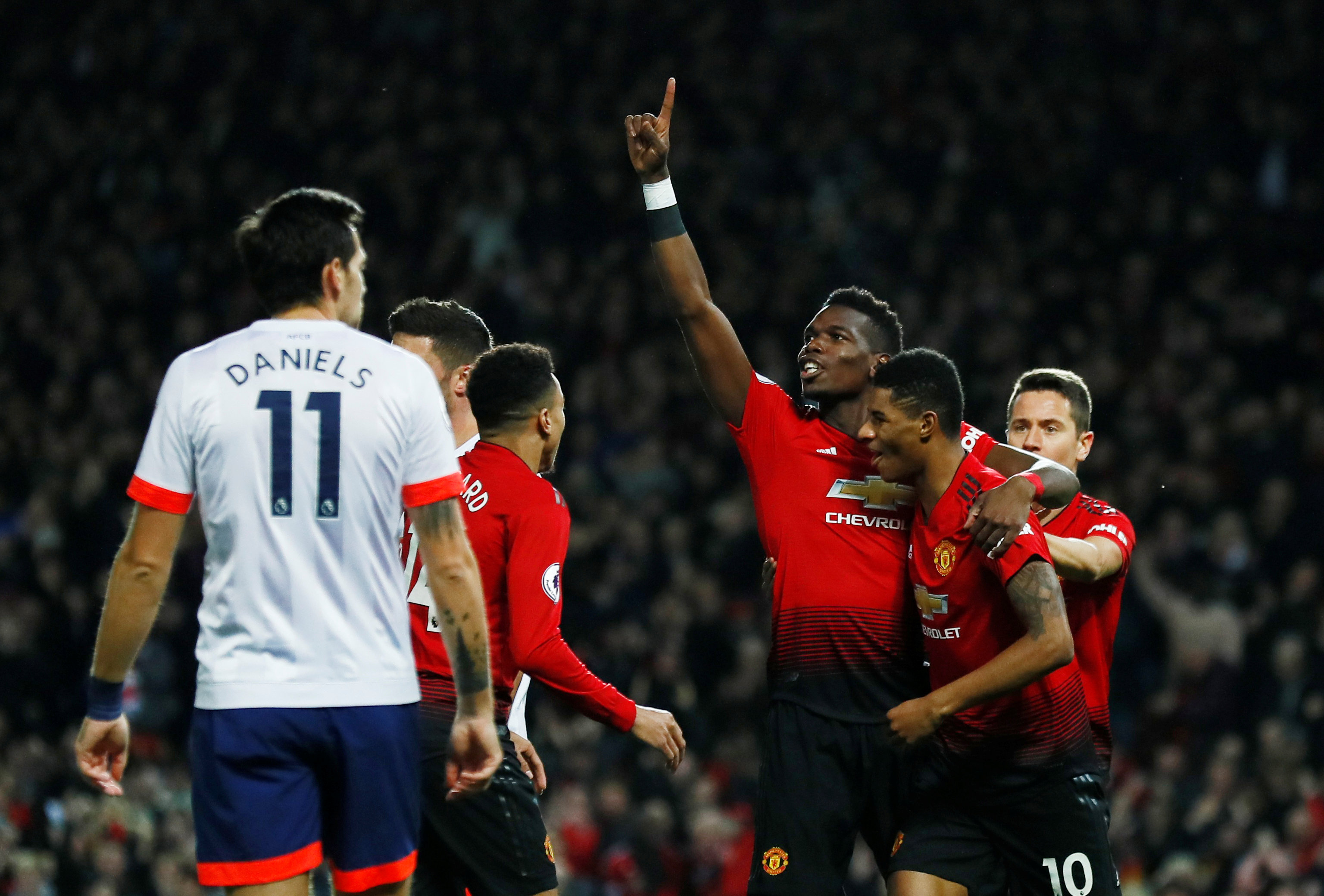 记者：阿森纳仍在与葡体谈哲凯转会，距离达成协议还有很远.